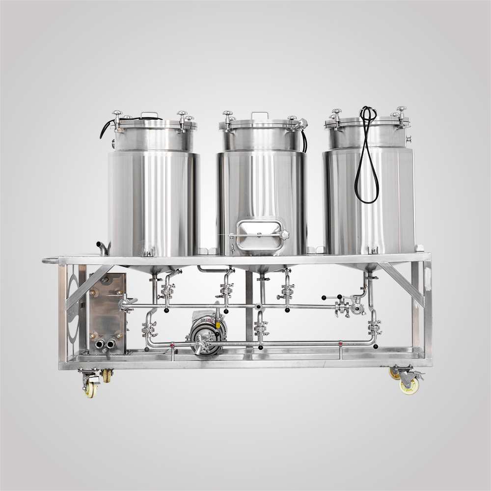 <b>Deux canettes de 100 L/HLT Pilot/Kit Homebrew</b>